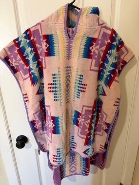 Pendleton Pink Southwestern Patterned Glove